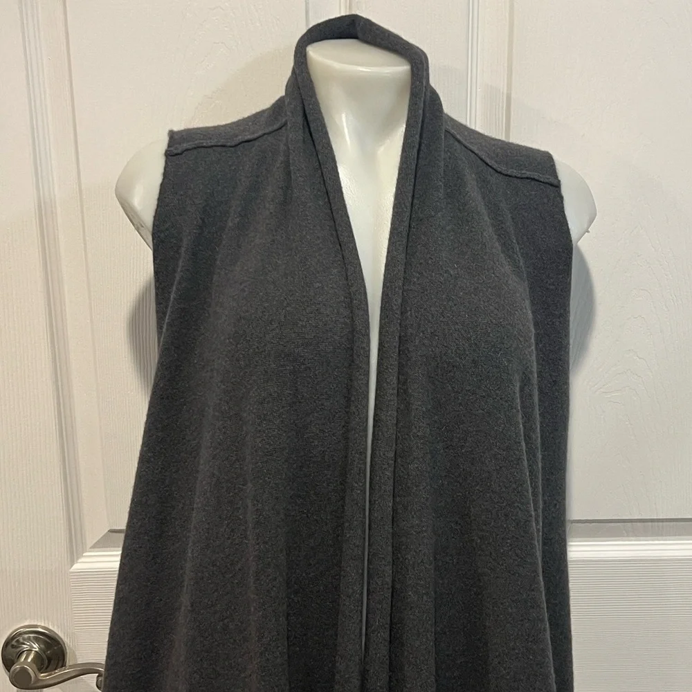 Brochu Walker merino wool blend wrap vest in shale melange gray size medium